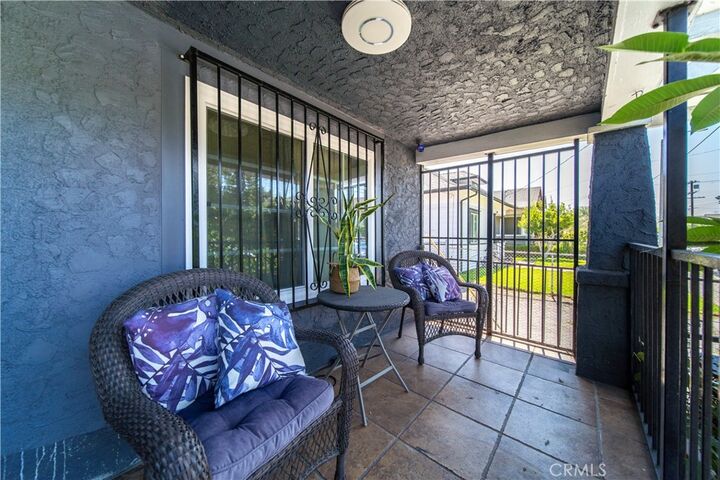 Property Photo:  2411 E 2nd Street  CA 90033 