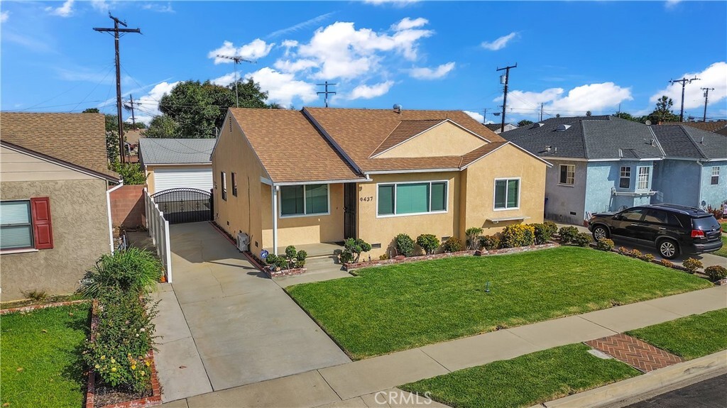 Property Photo:  9437 Klinedale Ave  CA 90240 