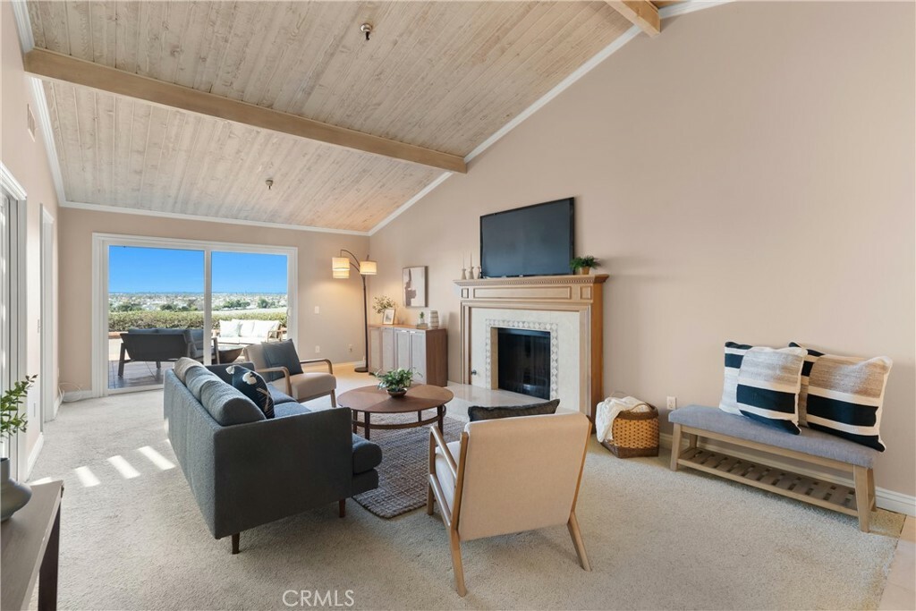Property Photo: 2175 Pacific Avenue E4 CA 92627