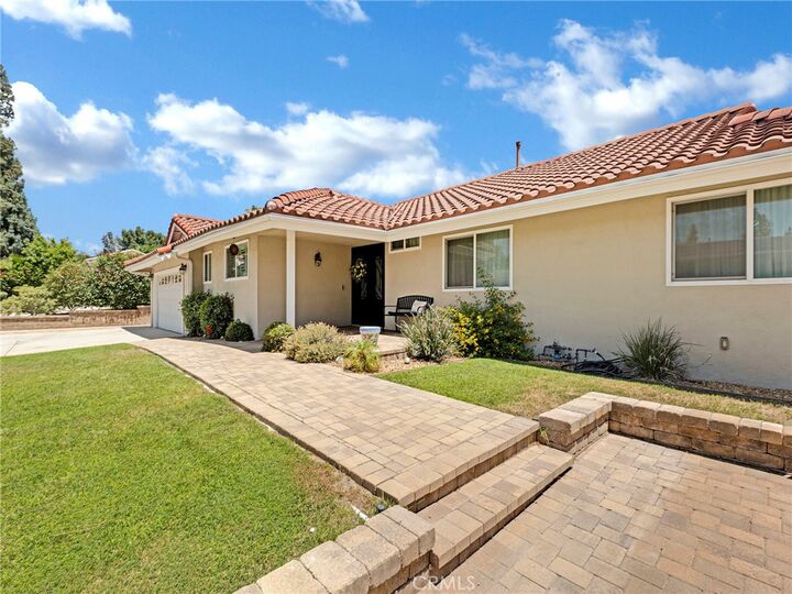 Property Photo: 11122 Yolanda Avenue CA 91326