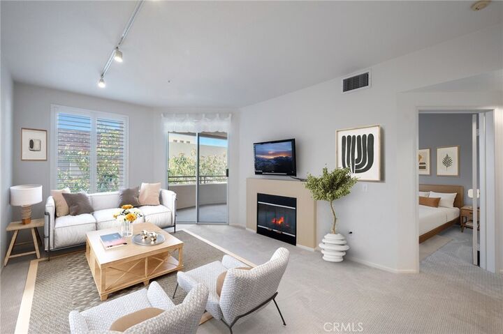 Property Photo:  1301 Cabrillo Avenue 210  CA 90501 