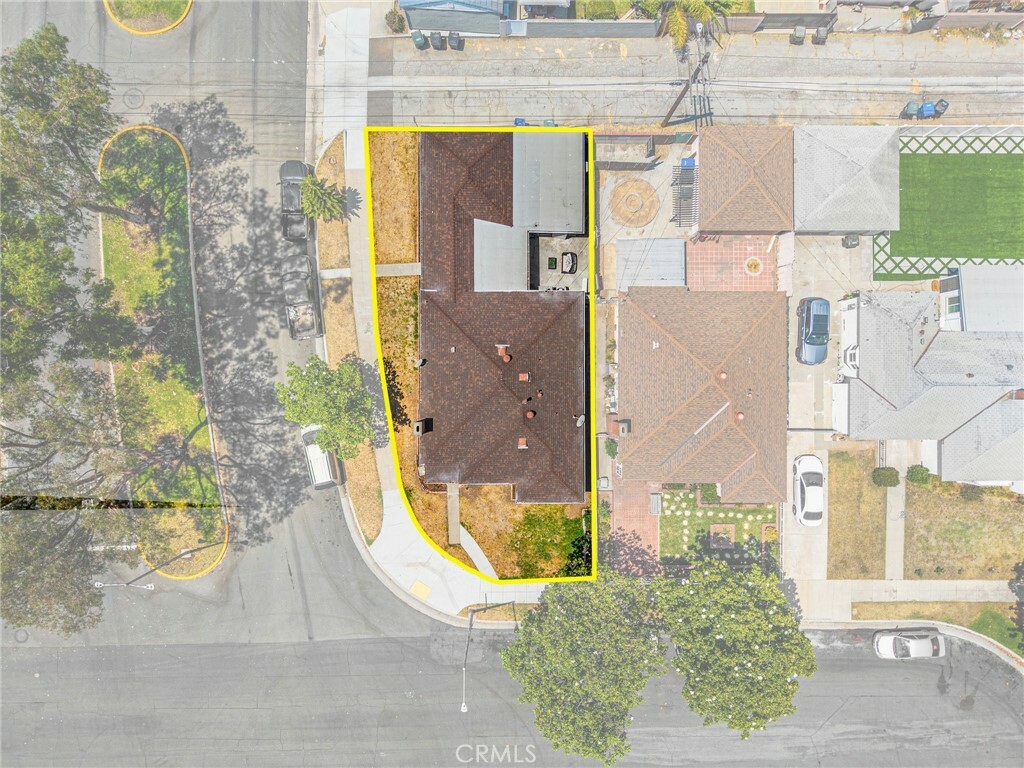 Property Photo: 313 S Pickering Way CA 90640