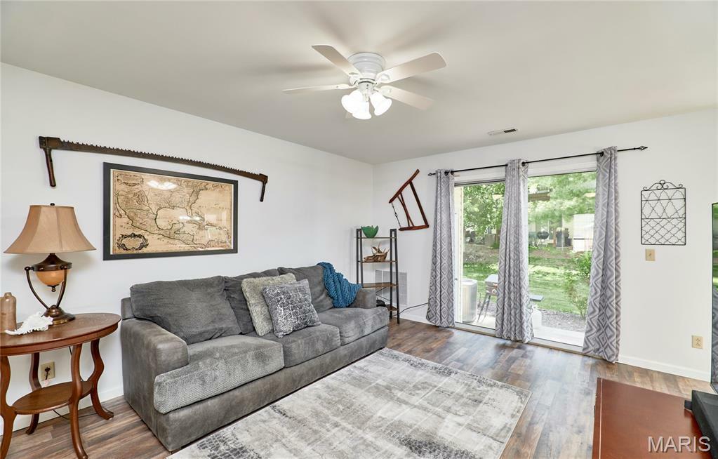 Property Photo: 444 Cambridge Place MO 63376
