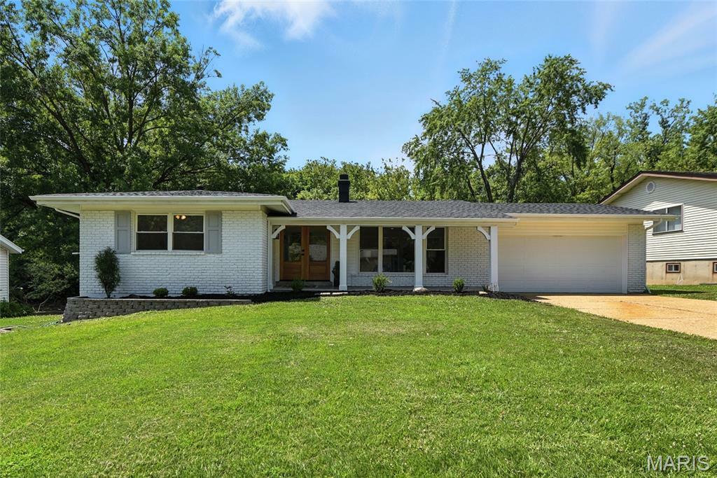 Property Photo: 15282 Springrun Drive MO 63017
