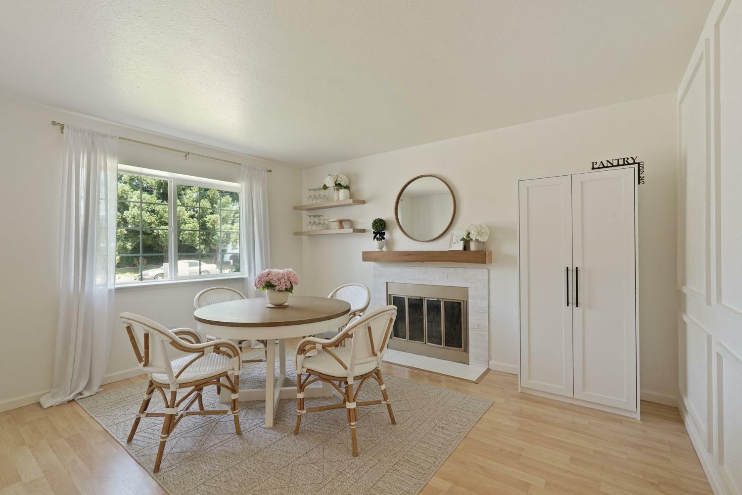 Property Photo: 8751 Pacific Hills Way CA 95828