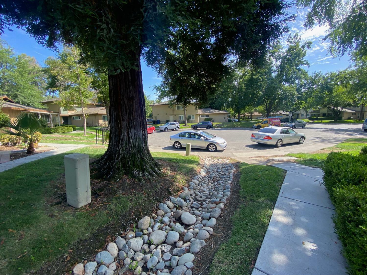 Property Photo: 5122 Rhode Island Drive 2 CA 95841