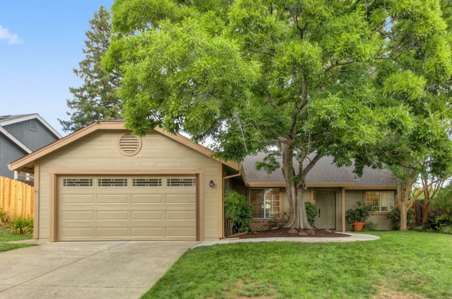 115 Rhoades Way  Folsom CA 95630 photo