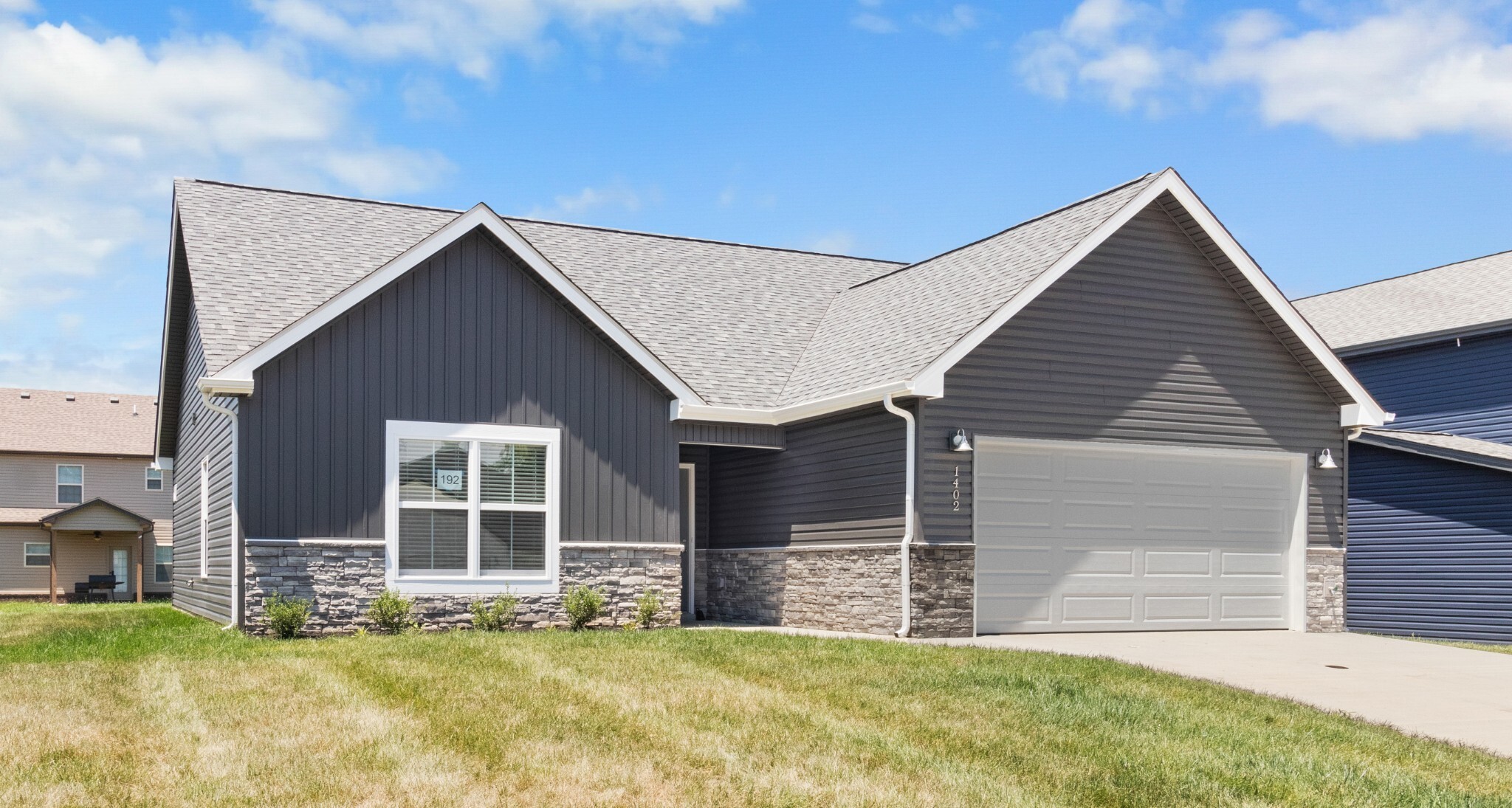 Property Photo: 1402 Dan Brown Dr TN 37042