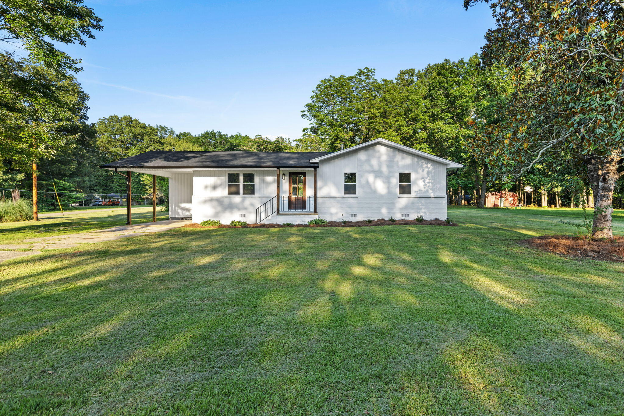 Property Photo:  17 Country Road 233  MS 38834 