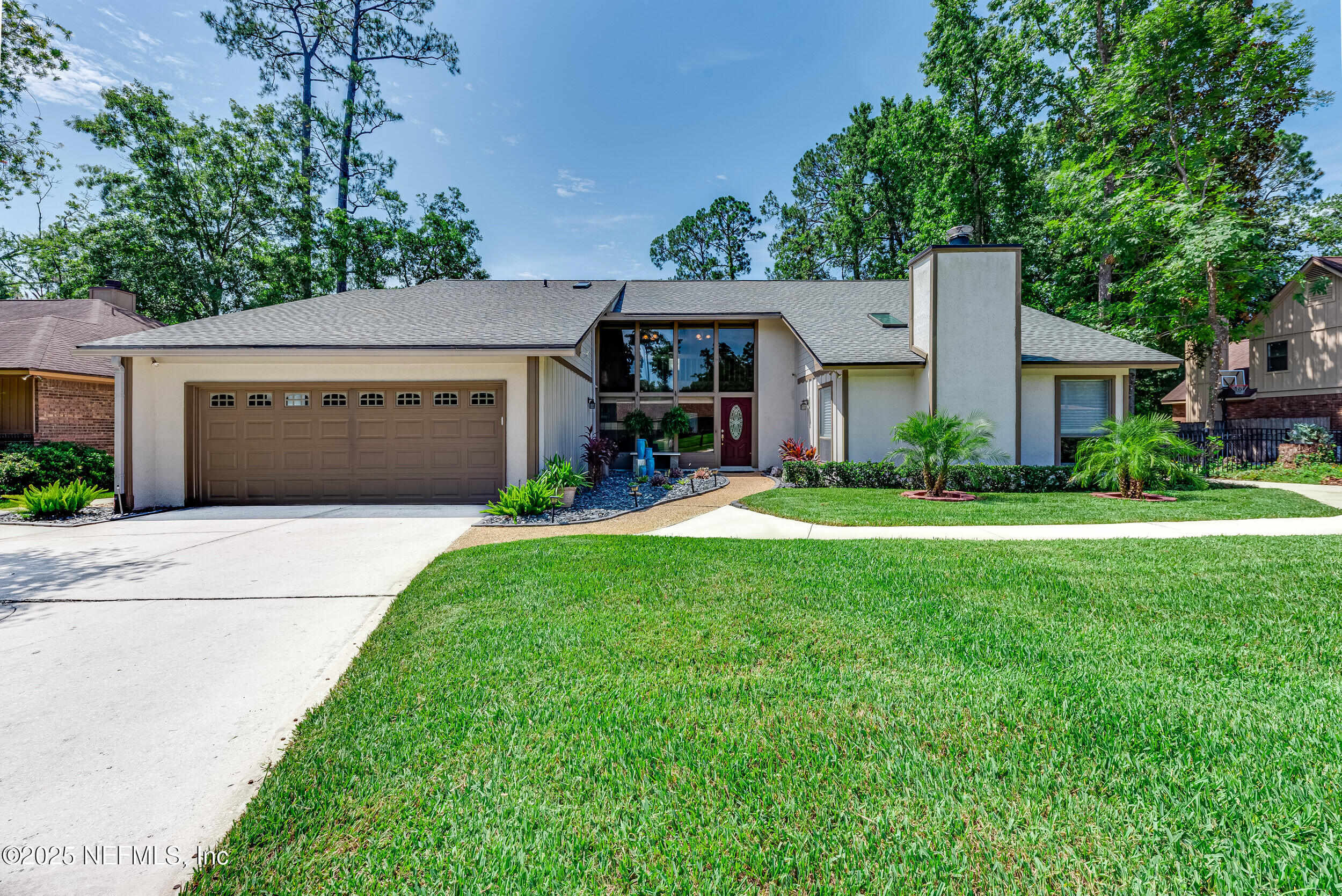 Property Photo: 2934 Bernice Court FL 32257