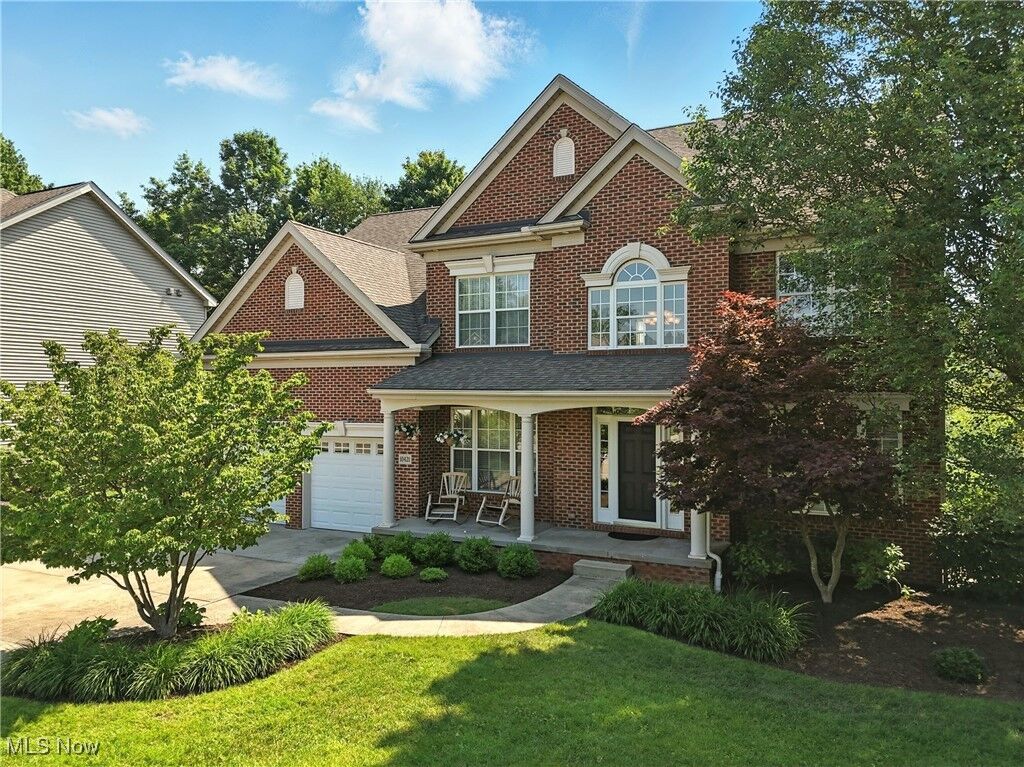 Property Photo: 10421 Tolland Drive OH 44202