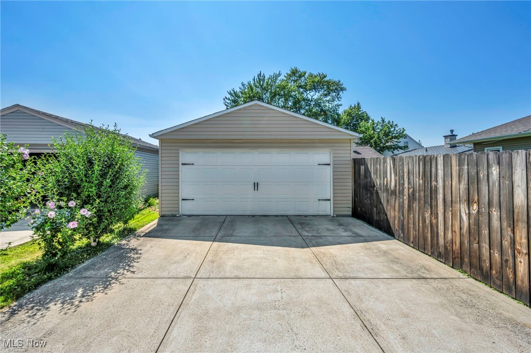 Property Photo: 3303 Tuxedo Avenue OH 44134