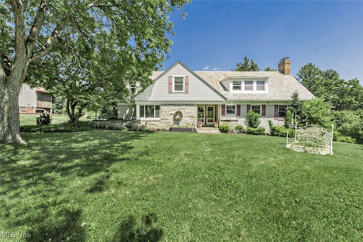 Property Photo: 6955 Oakes Road OH 44141