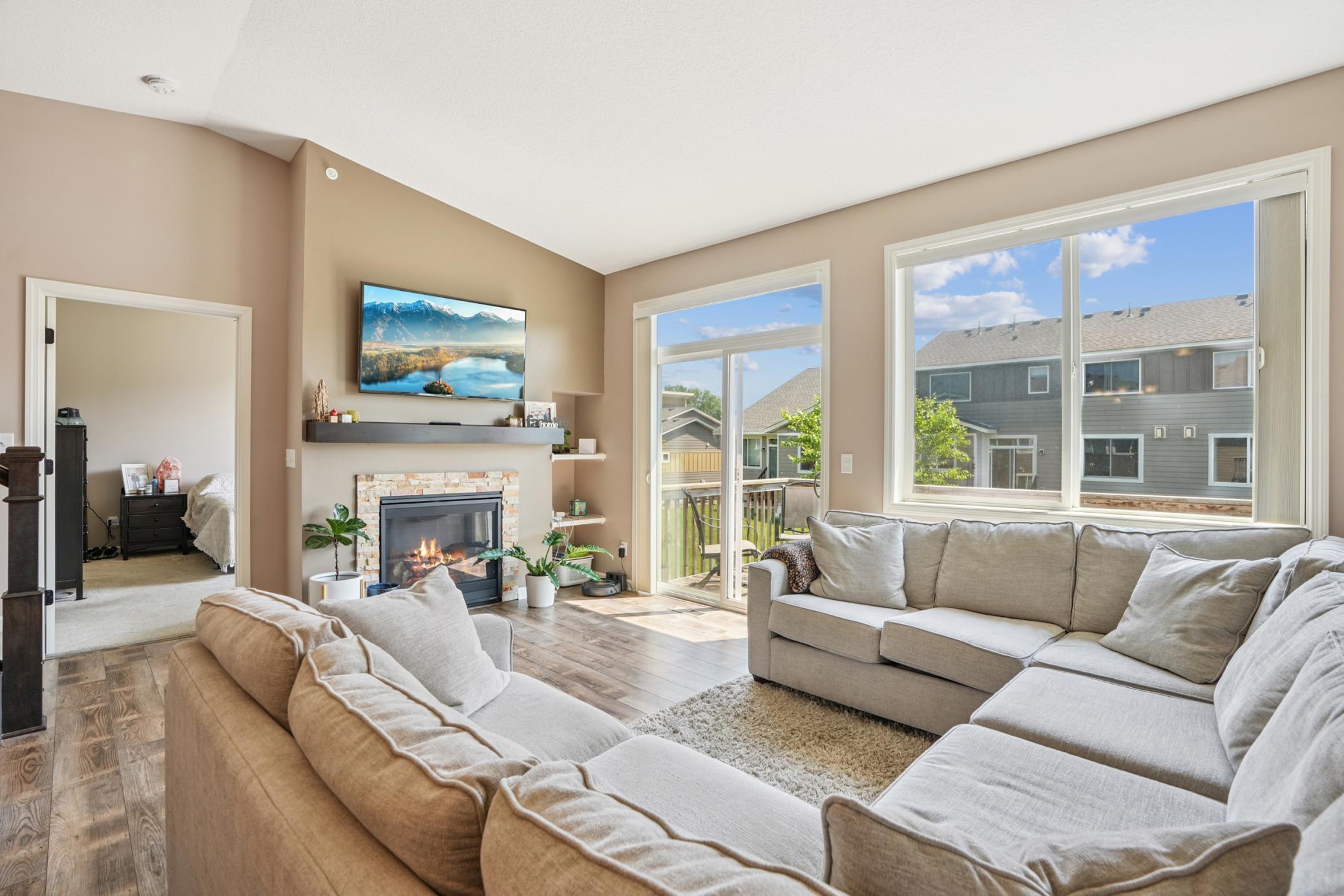 Property Photo:  10781 Retreat Lane  MN 55129 