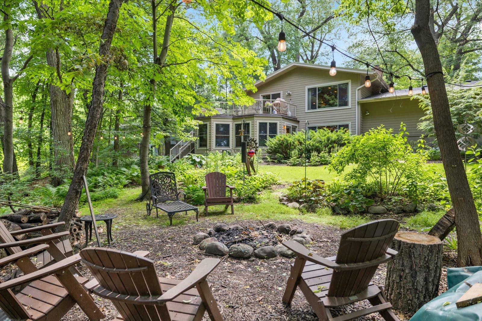 Property Photo: 520 Wedgewood Lane N MN 55441