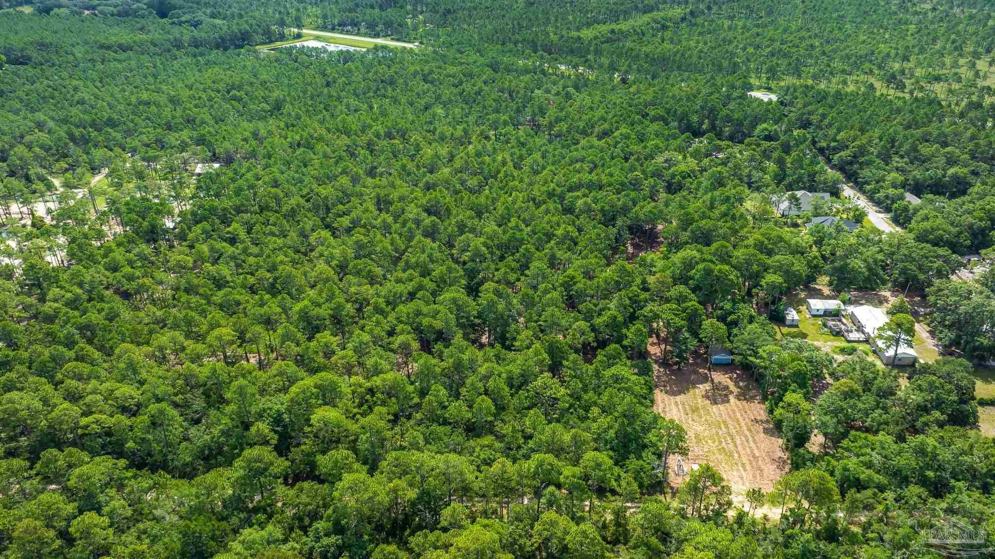 Property Photo:  700 Haddock Rd  FL 32583 