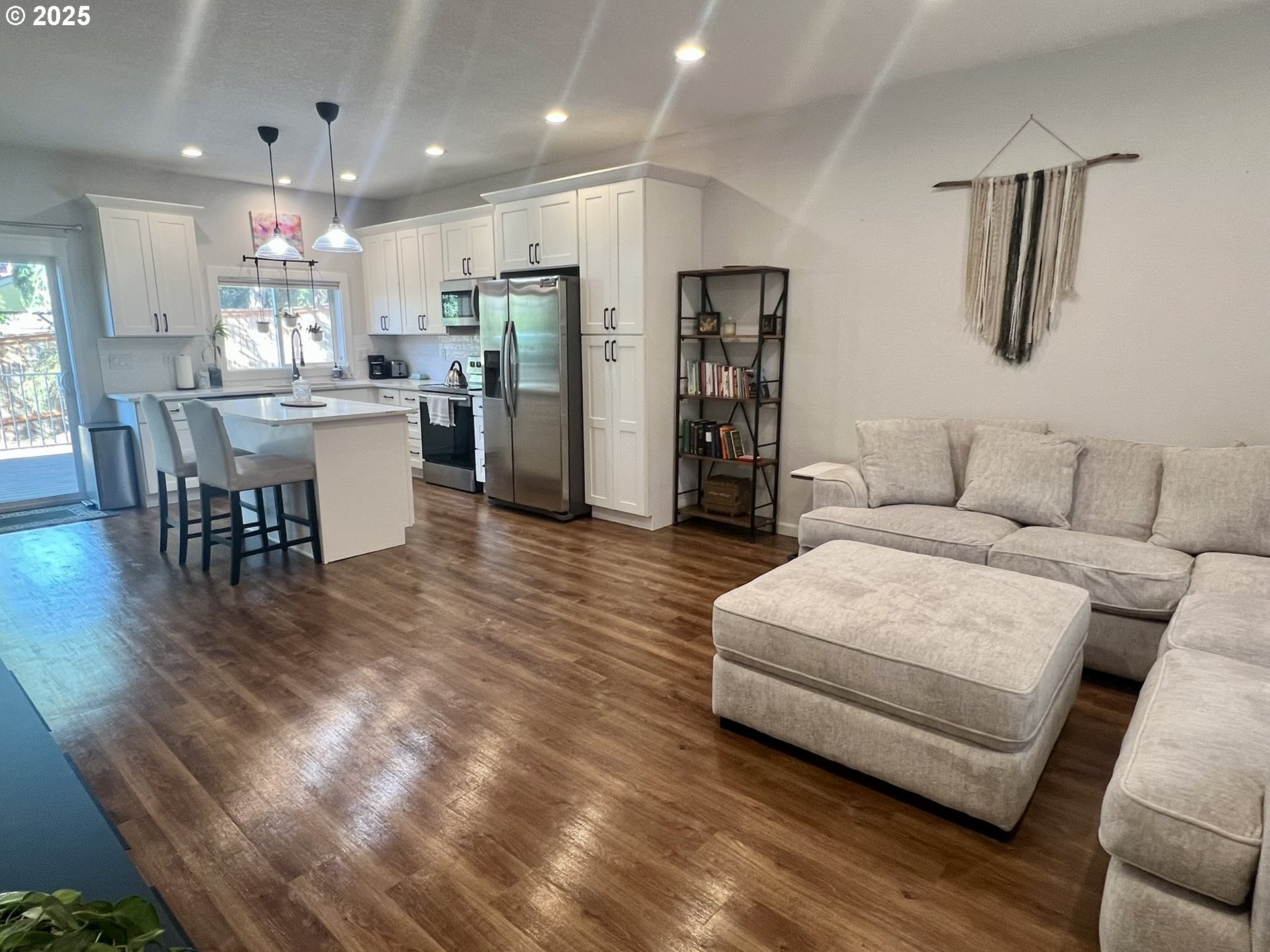 Property Photo: 611 3rd St OR 97045