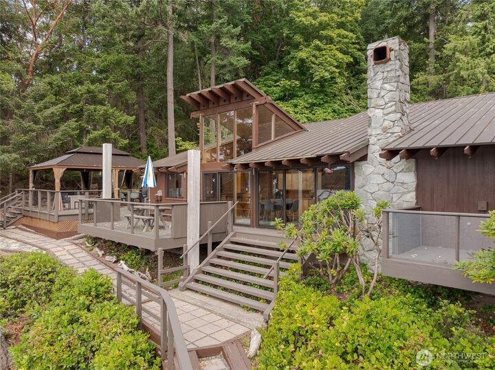 Property Photo: 69 Rocky Road WA 98245