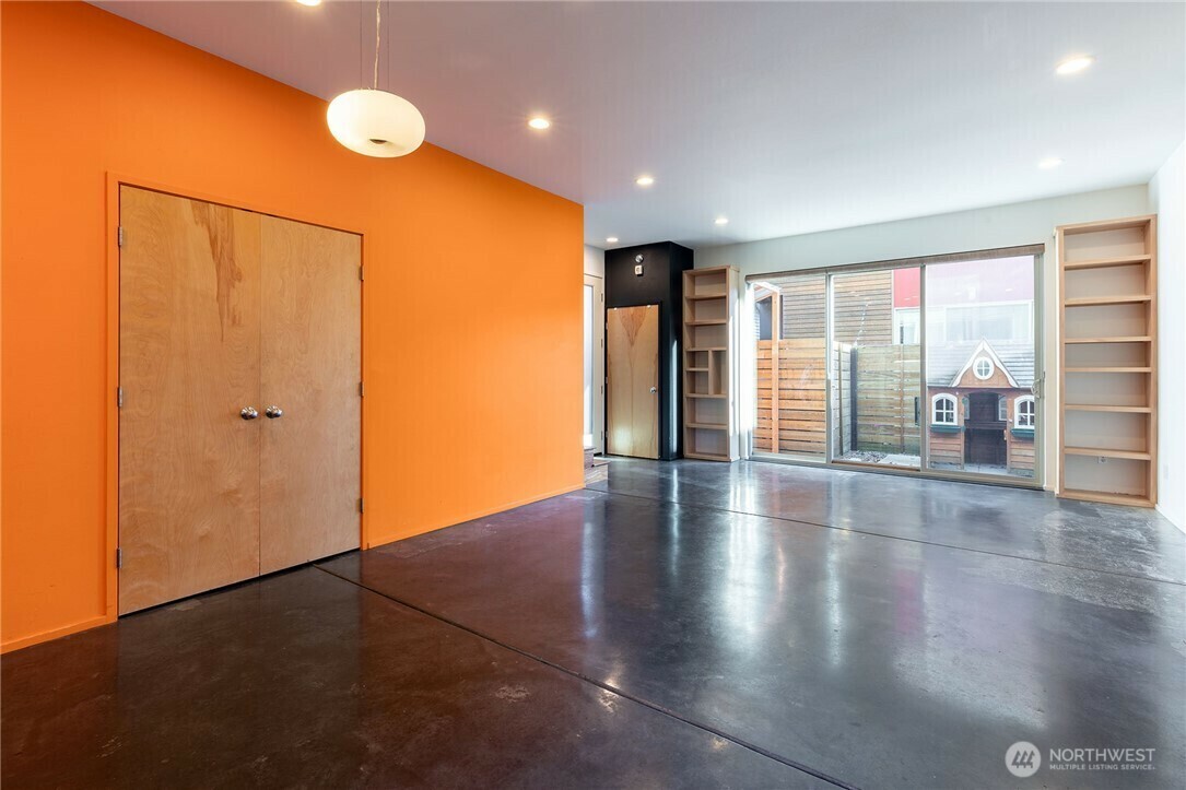 Property Photo: 3315 Wetmore Avenue S WA 98118