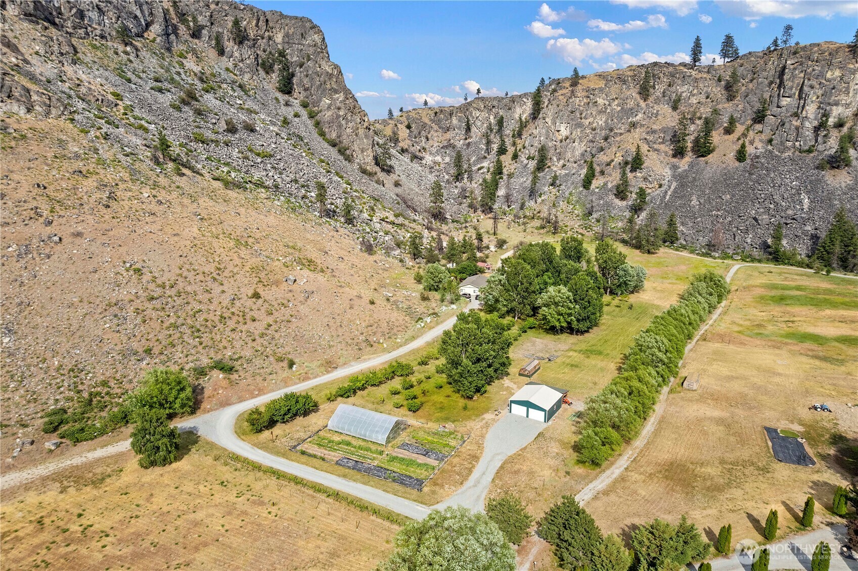 Property Photo: 109 Rolling Rock Road WA 98816