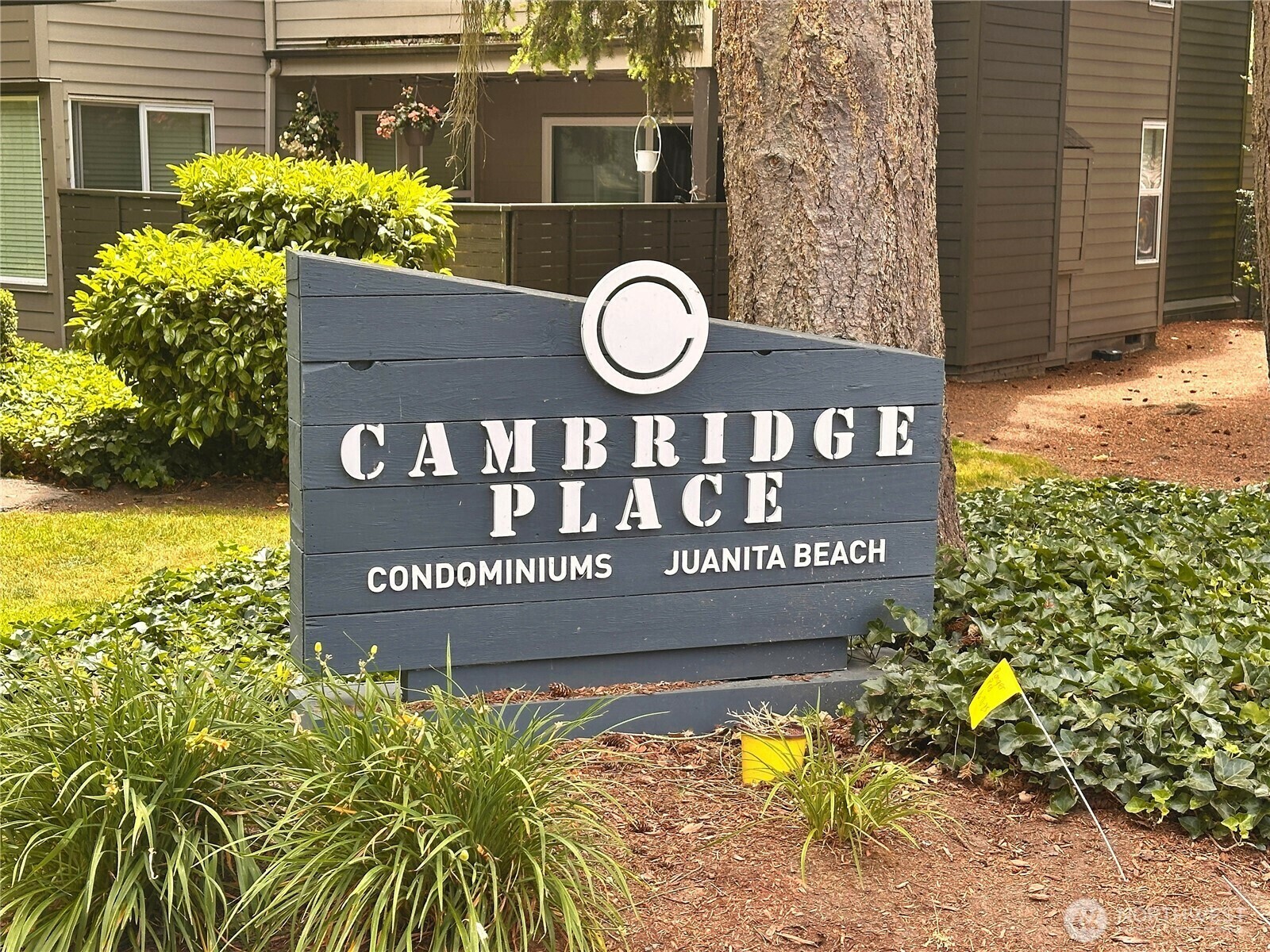 Property Photo: 11811 93rd Lane NE 102 WA 98034
