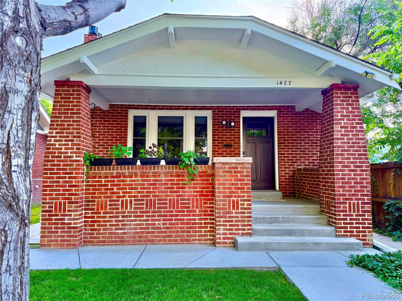Property Photo: 1477 Fairfax Street CO 80220