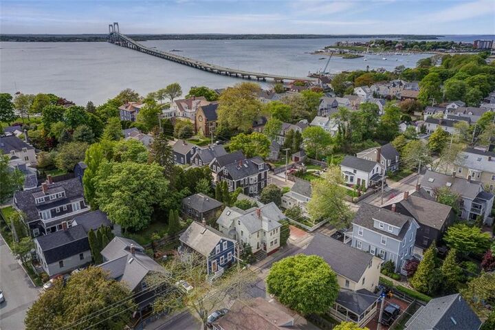 74 Third Street  Newport RI 02840 photo