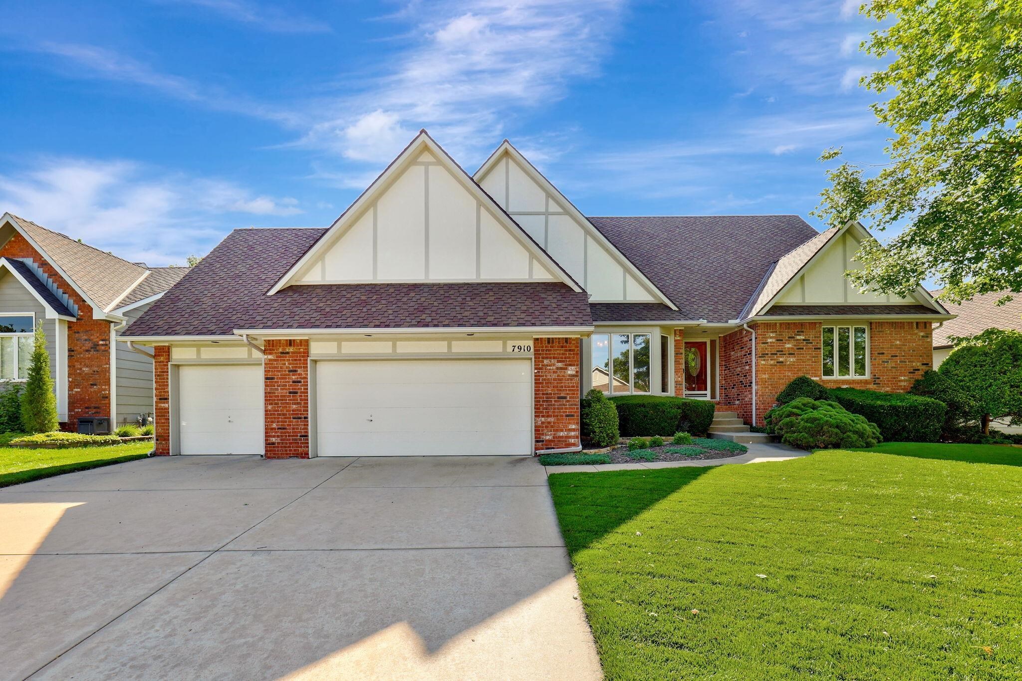 7910 W Meadow Pass Cir  Wichita KS 67205 photo