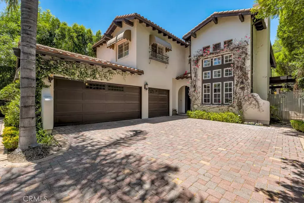 5329 Shirley Avenue  Tarzana CA 91356 photo