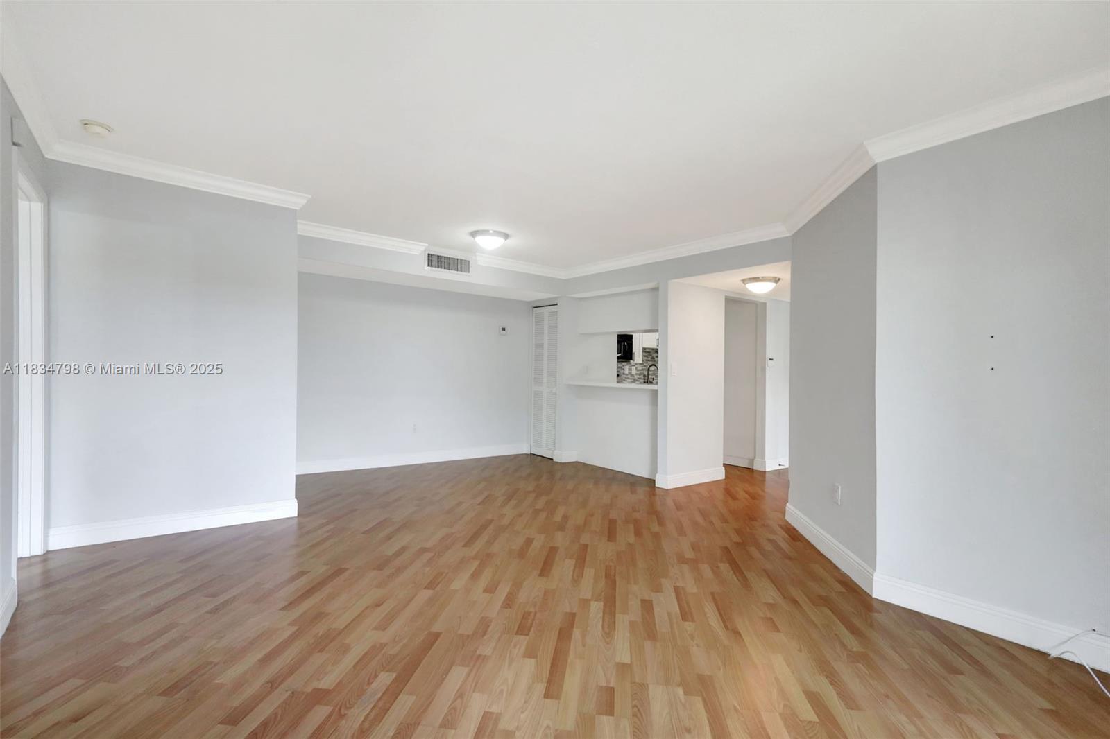 Property Photo: 10755 SW 108th Ave 205 FL 33176