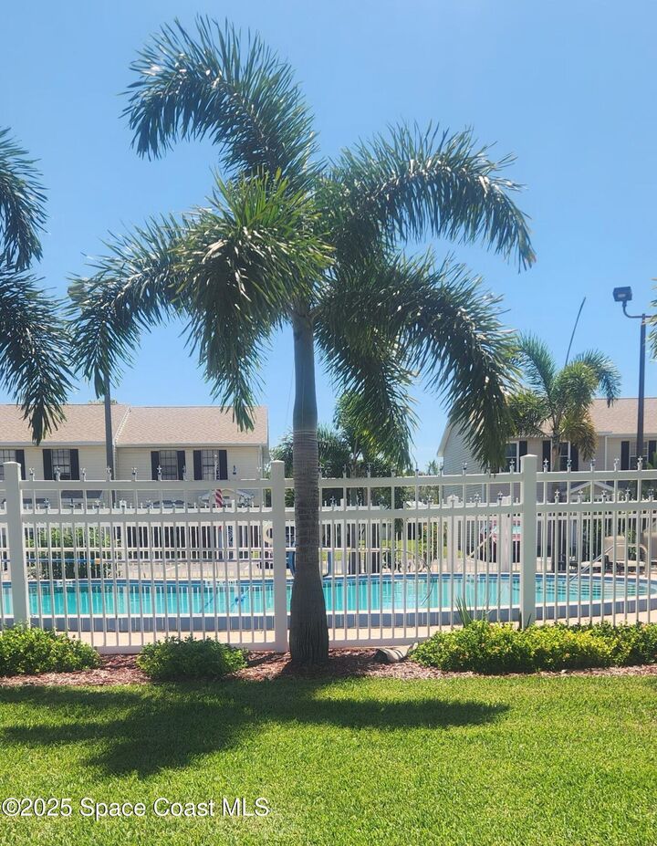 Property Photo: 2014 Manor Drive NE FL 32905