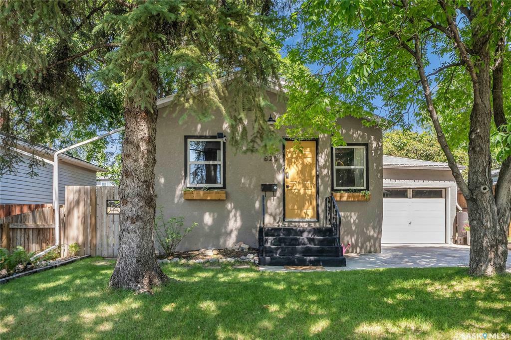 825 4th Street E  Saskatoon SK S7H 1K3 photo