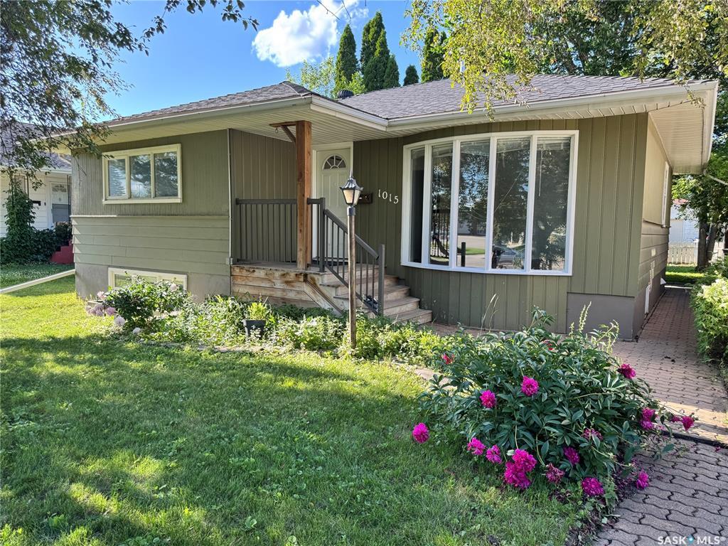 1015 Taylor Street E  Saskatoon SK S7H 1W4 photo