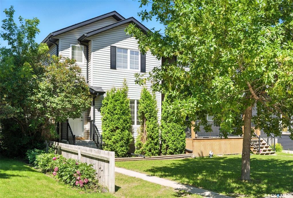 Property Photo: 2232 St Andrews Avenue SK S7M 0M3