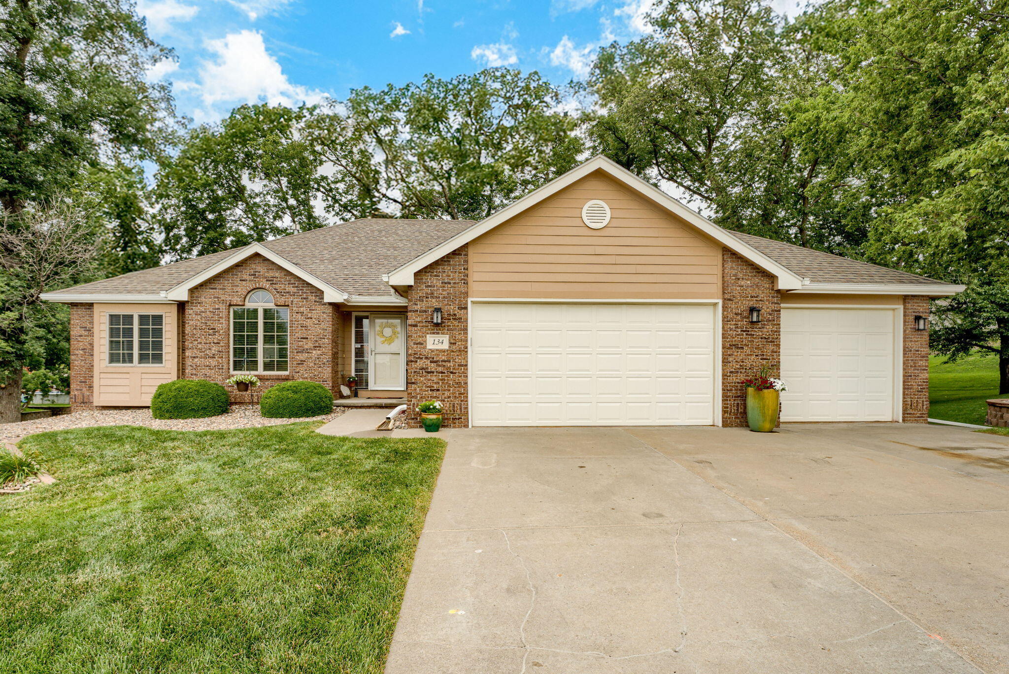 134 Shevi Drive  Council Bluffs IA 51503 photo