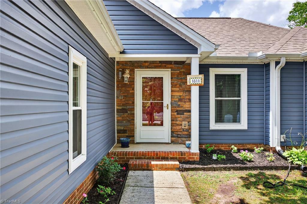 Property Photo: 1811 Tufnell Court NC 28262