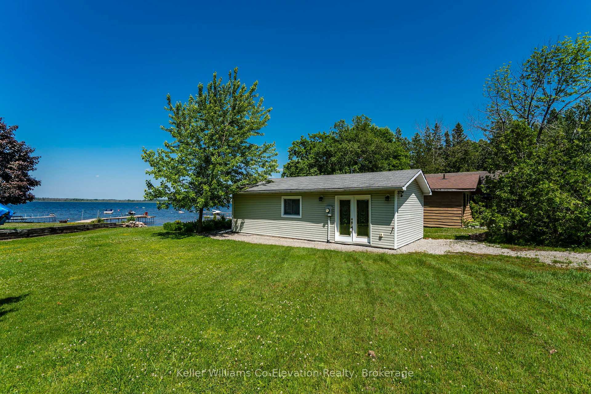 Property Photo: 220 Robin'S Point Road ON L0K 2A0