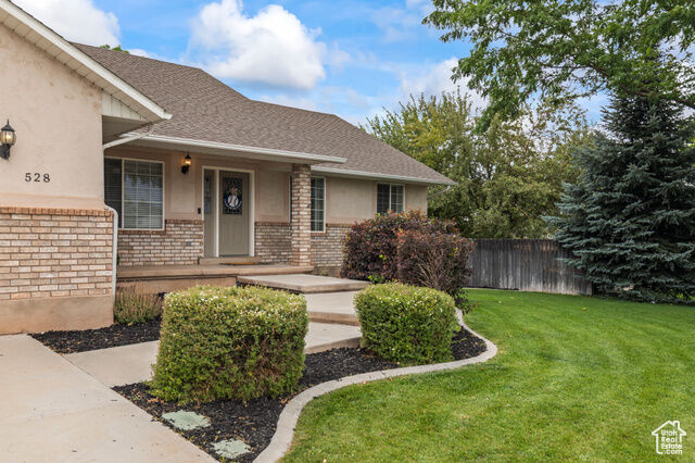 Property Photo: 528 W 650 S UT 84701