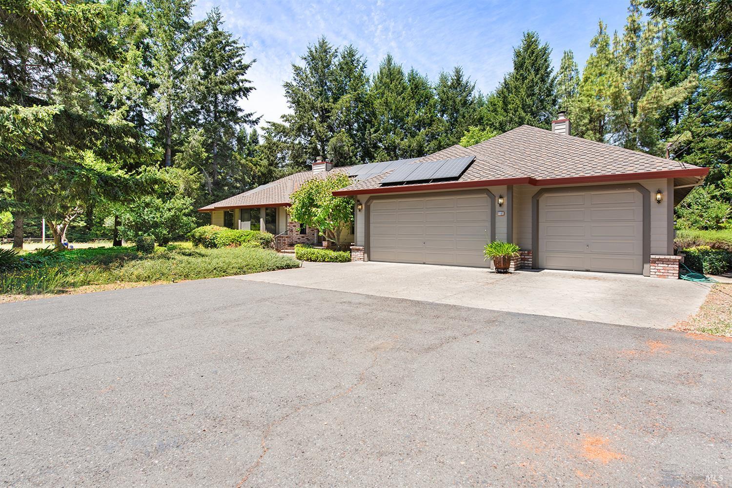 Property Photo: 1300 Hwy 116 CA 95472