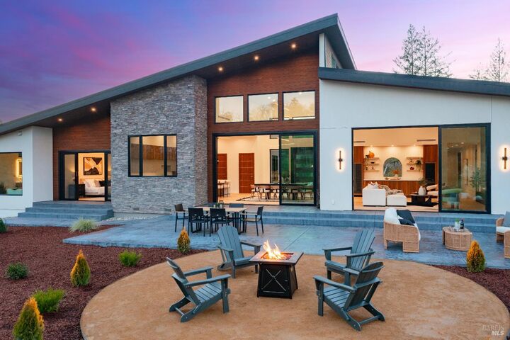 Property Photo: 1890 Lawndale Road CA 95452