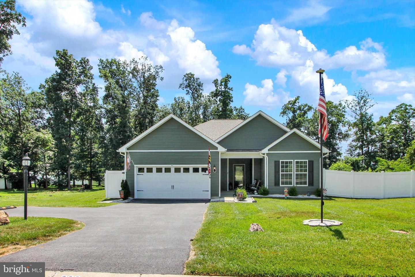626 Ledger Drive  Hanover PA 17331 photo