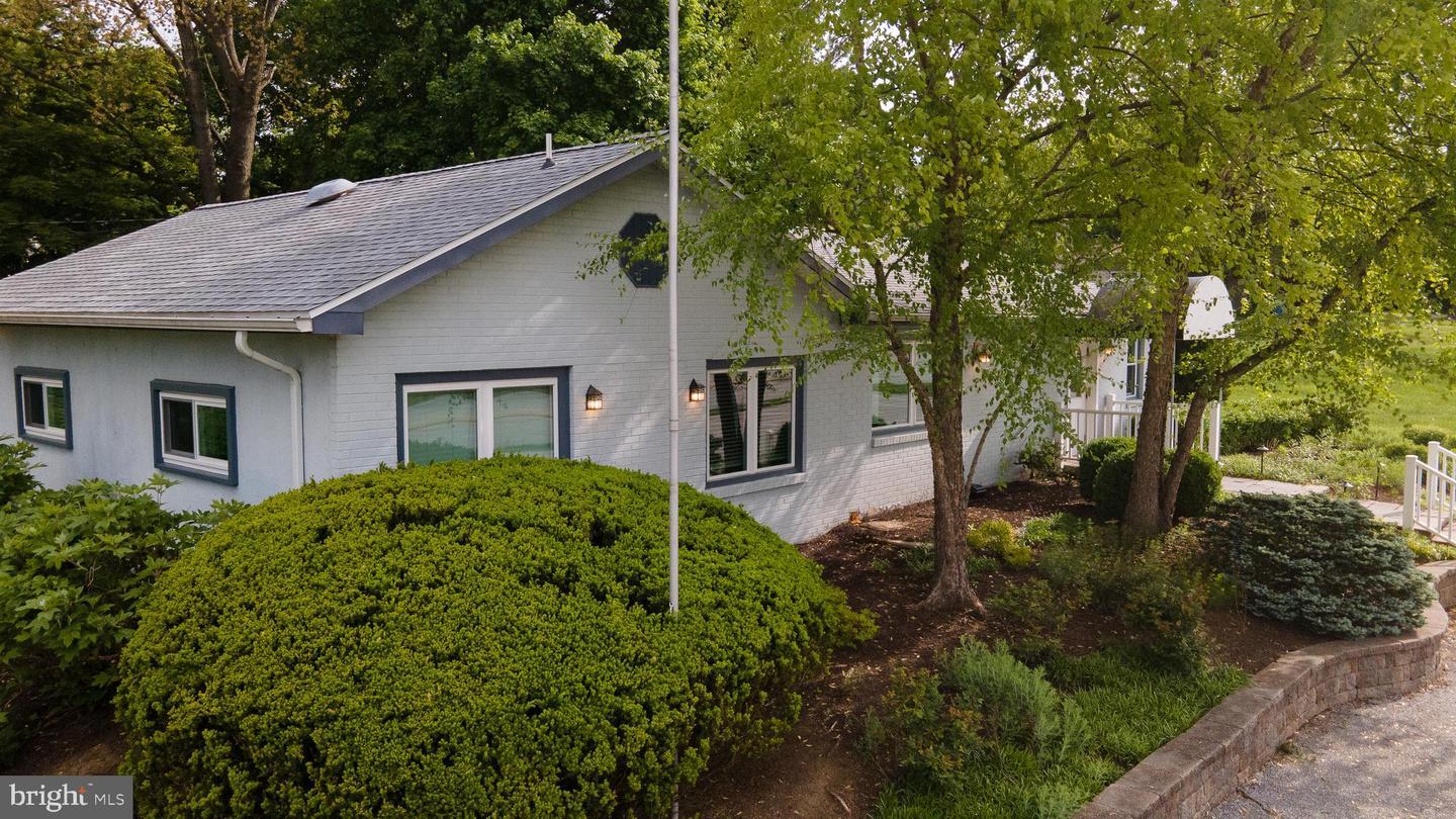 Property Photo:  519 Baltimore Pike  PA 19317 