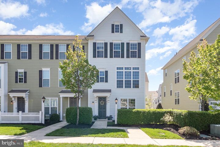 510 Old Farm Lane  Mechanicsburg PA 17050 photo