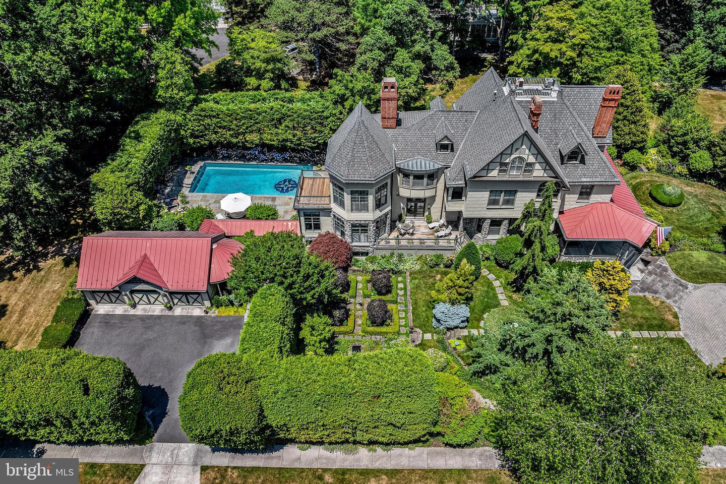Property Photo: 500 Chester Avenue NJ 08057