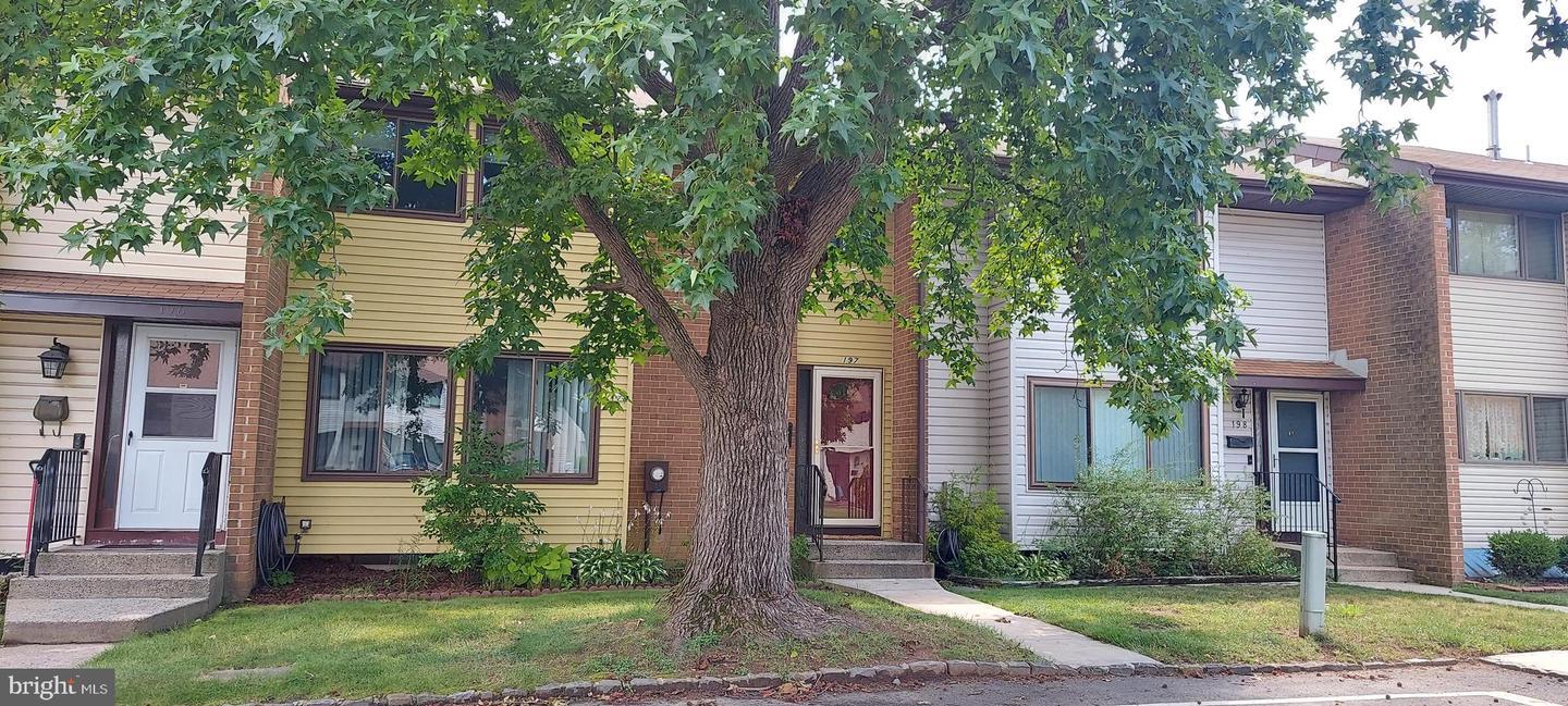 Property Photo: 197 Canterbury Court NJ 08520