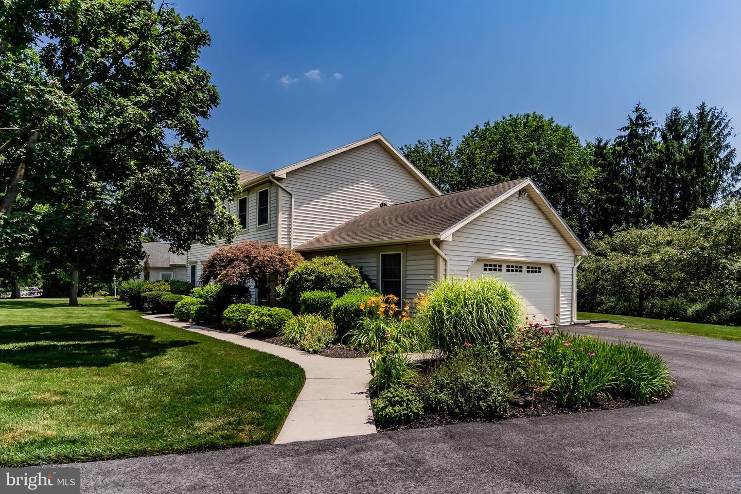Property Photo: 108 Schoolfield Drive PA 17013