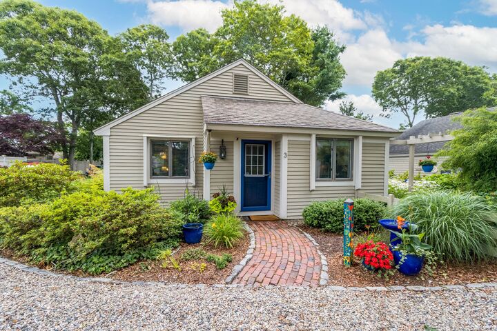 Property Photo: 3 Niblick Lane MA 02649