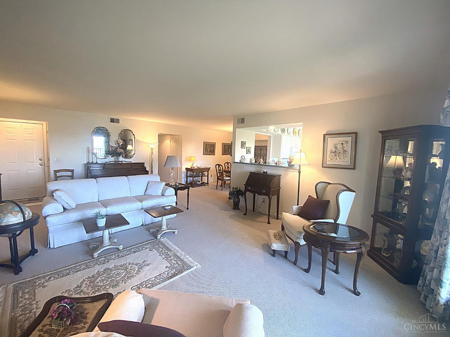 Property Photo: 155 Palisades Pointe OH 45238