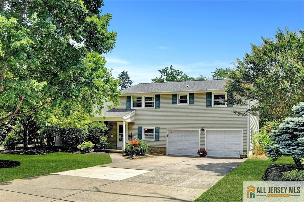 Property Photo:  20 Ryan Road  NJ 08512 