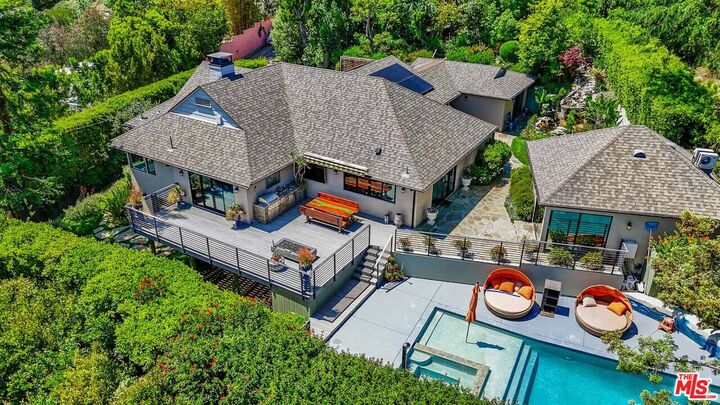 2841 Montcalm Ave  Los Angeles CA 90046 photo